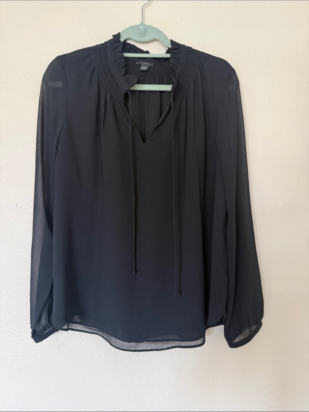 Ann Taylor Black Smocked-Neck Long-Sleeve Blouse Size M